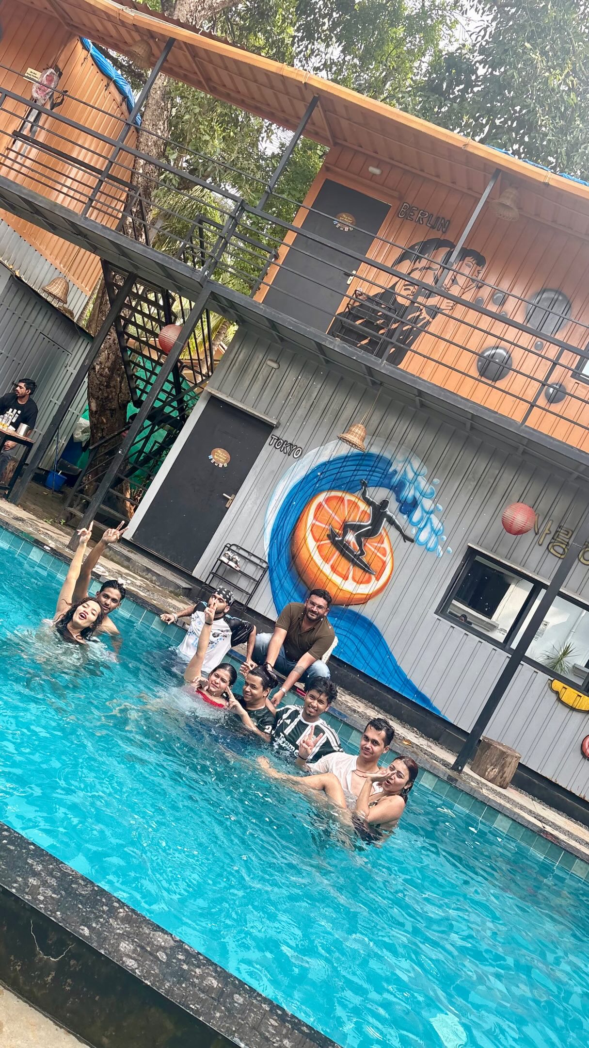 Pool party jamming 🤩

#goa #explore #viral #reelsgrowth #ᴛʀᴇɴᴅɪɴɢɴᴏᴡ